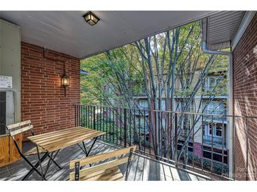 Photo one of 400 Queens Rd # B5 Charlotte NC 28207 | MLS 4083657