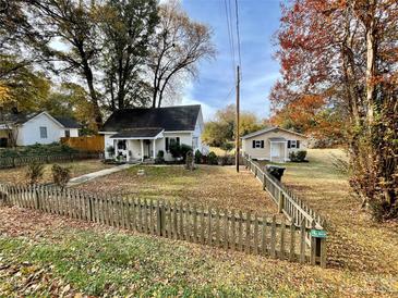 Photo one of 305 S Clay St Gastonia NC 28052 | MLS 4087394