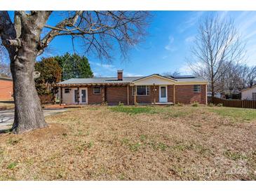 Photo one of 416 26Th Nw St Hickory NC 28601 | MLS 4087476