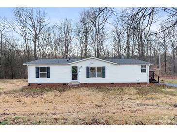 Photo one of 544 Greenbriar Rd Statesville NC 28625 | MLS 4100172