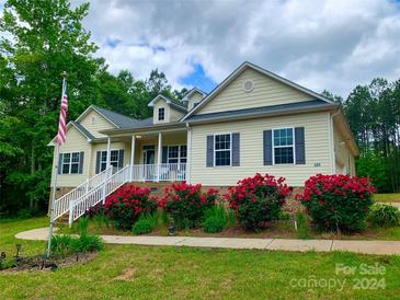 Photo one of 531 Tributary Dr Fort Lawn SC 29714 | MLS 4100580