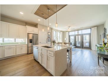 Photo one of 2401 Euclid Ave # 308 Charlotte NC 28203 | MLS 4100753