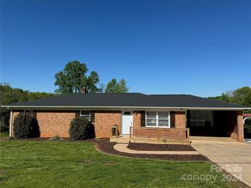 Photo one of 1401 Richey Rd Taylorsville NC 28681 | MLS 4104264