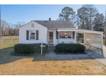 Photo one of 404 16Th St Kannapolis NC 28083 | MLS 4107618