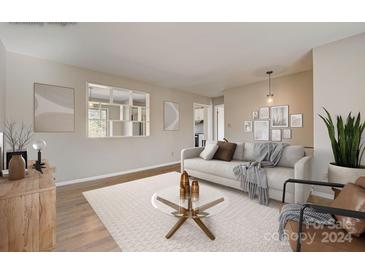 Photo one of 5707 Snow White Ln Charlotte NC 28213 | MLS 4108896