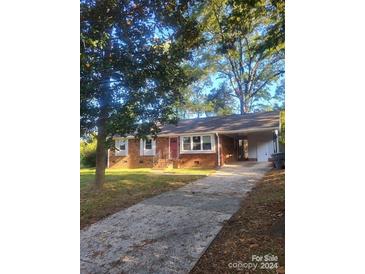 Photo one of 1655 Vancouver Dr Charlotte NC 28213 | MLS 4110003