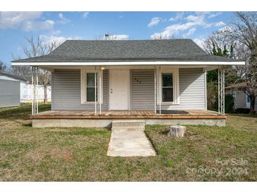 Photo one of 407 Dobson Rd Statesville NC 28677 | MLS 4110249