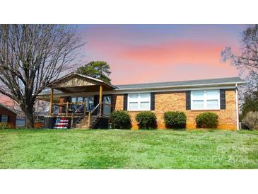 Photo one of 607 Castlewood Dr Gastonia NC 28056 | MLS 4112390