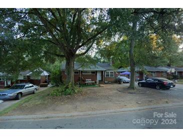 Photo one of 3221 Credenza Rd Charlotte NC 28208 | MLS 4112468