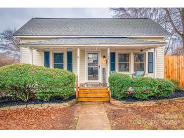 Photo one of 704 Smith St Mooresville NC 28115 | MLS 4112939