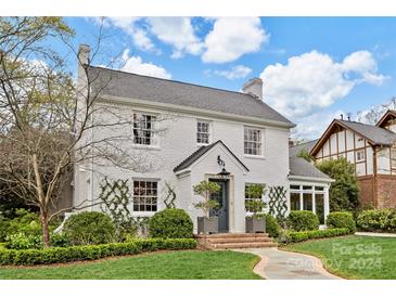 Photo one of 1618 Beverly Dr Charlotte NC 28207 | MLS 4114012