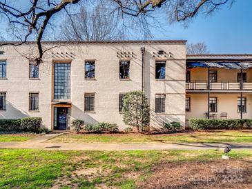 Photo one of 1121 Myrtle Ave # Bldg A-2 8 Charlotte NC 28203 | MLS 4114065