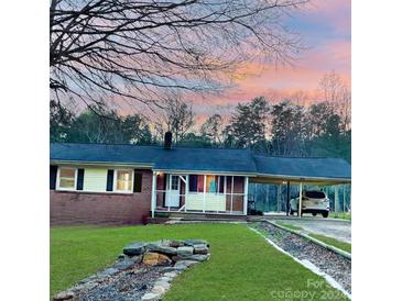 Photo one of 4645 Country View Ln Hickory NC 28602 | MLS 4116684