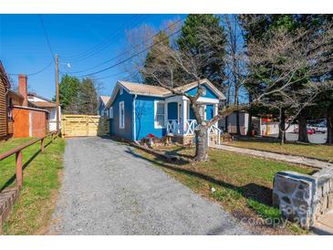 Photo one of 29 10Th Se St Hickory NC 28602 | MLS 4117705