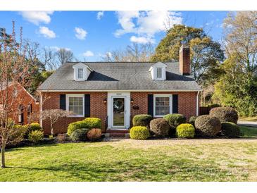 Photo one of 3200 Commonwealth Ave Charlotte NC 28205 | MLS 4118267