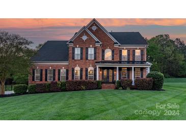 Photo one of 1208 Crooked River Dr Waxhaw NC 28173 | MLS 4119008