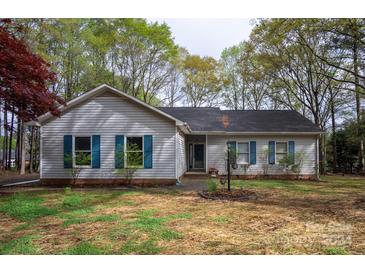 Photo one of 2043 Cardinal Loop Stanley NC 28164 | MLS 4119328