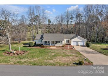 Photo one of 130 Dunes Dr Kings Mountain NC 28086 | MLS 4121091