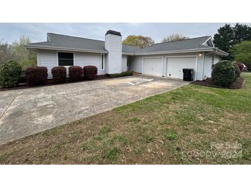 Photo one of 200 King George Ln Gastonia NC 28056 | MLS 4121695