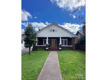 Photo one of 525 S Summit Ave Charlotte NC 28208 | MLS 4121898