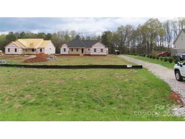 Photo one of 1450 Mathis Rd # 1 Rock Hill SC 29732 | MLS 4121937