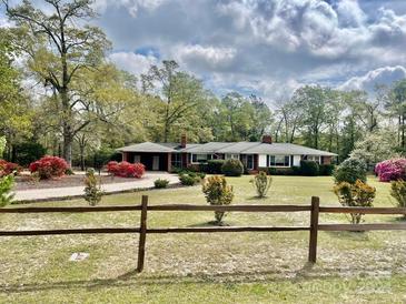 Photo one of 436 Youngs Bend Rd Kershaw SC 29067 | MLS 4122394