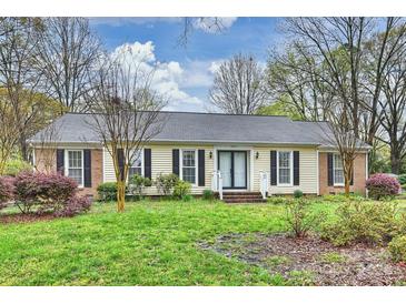 Photo one of 6747 Summerlin Pl Charlotte NC 28226 | MLS 4122986