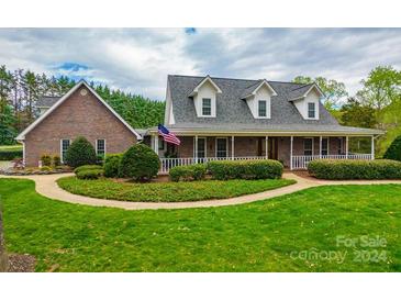Photo one of 1456 Peaceful Valley Dr Hickory NC 28602 | MLS 4124498