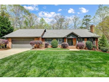 Photo one of 1111 Thistle Ct Charlotte NC 28211 | MLS 4124745
