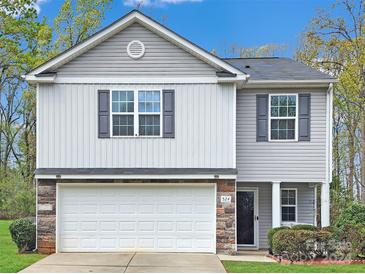 Photo one of 524 Ferrell Ave Charlotte NC 28216 | MLS 4124972