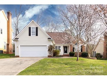 Photo one of 4312 Stonefield Dr Charlotte NC 28269 | MLS 4125423