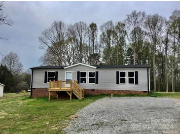 Photo one of 222 Gravel Hill Ct Taylorsville NC 28681 | MLS 4125666