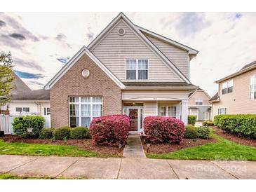 Photo one of 2925 Silverthorn Dr Charlotte NC 28273 | MLS 4126005