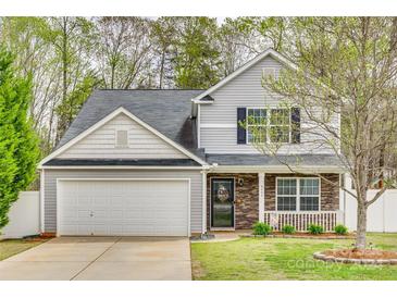 Photo one of 9404 Quilting Bee Ln Charlotte NC 28216 | MLS 4126181