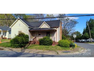 Photo one of 600 Campus St Charlotte NC 28216 | MLS 4126778