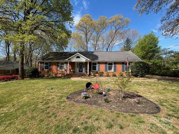 Photo one of 1215 Queensgate St Gastonia NC 28054 | MLS 4127135