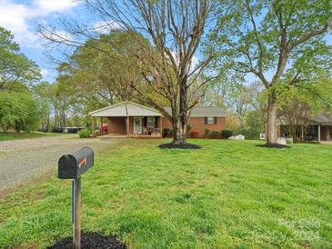 Photo one of 647 Summerow Rd Stanley NC 28164 | MLS 4127186