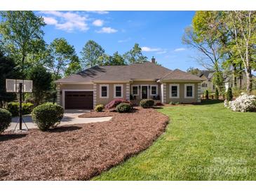 Photo one of 5219 Mountain Point Ln Charlotte NC 28216 | MLS 4128006