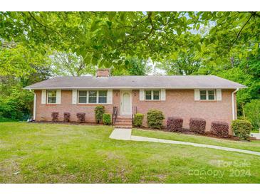 Photo one of 324 Fielding Rd Charlotte NC 28214 | MLS 4129765