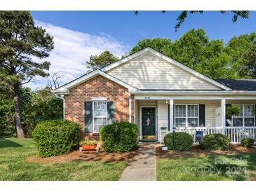 Photo one of 9734 Kennerly Cove Ct Charlotte NC 28269 | MLS 4130426
