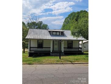 Photo one of 1130 8Th St Statesville NC 28677 | MLS 4130500