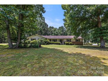 Photo one of 50 Camelot Ln Taylorsville NC 28681 | MLS 4130593