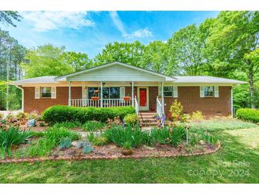 Photo one of 953 Twin Lakes Rd Rock Hill SC 29732 | MLS 4131063