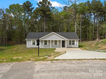 Photo one of 1020 Westminster Dr Lancaster SC 29720 | MLS 4131373