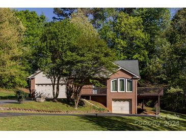 Photo one of 86 Sharon Valley Dr Hickory NC 28601 | MLS 4132077