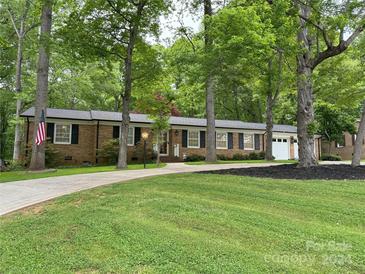 Photo one of 646 Heatherly Rd Mooresville NC 28115 | MLS 4132352
