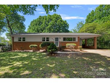 Photo one of 939 E Iredell Ave Mooresville NC 28115 | MLS 4132527