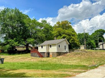 Photo one of 606 Carver St Kannapolis NC 28083 | MLS 4132559