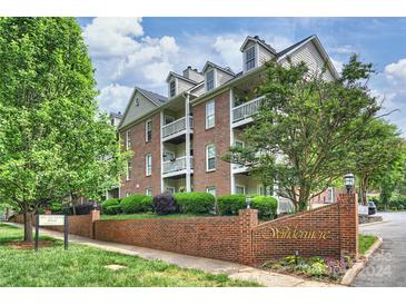 Photo one of 301 Queens Rd # 203 Charlotte NC 28204 | MLS 4133137