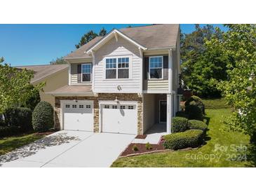 Photo one of 9823 Dominion Crest Dr Charlotte NC 28269 | MLS 4133334